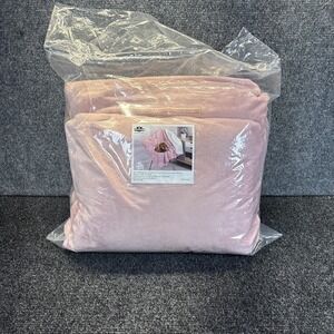 Petmaker~Large Pink/Waterproof Flannel/Fleece Blanket 60" x 50" - NEW and SEALED